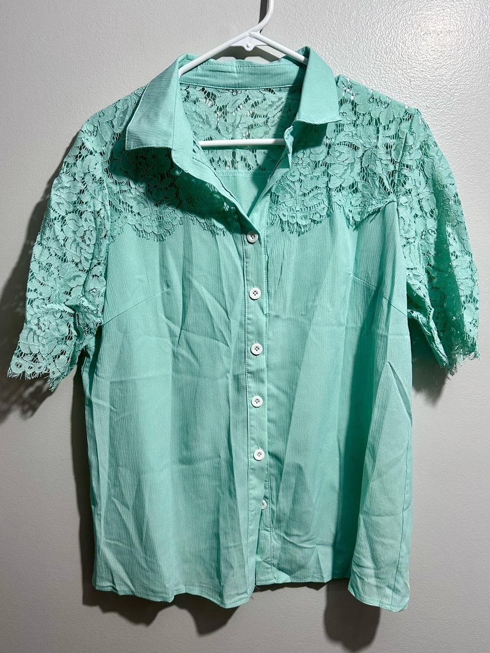 Mint Lace-Yoke Button Front Top Size 3XL (1439)
